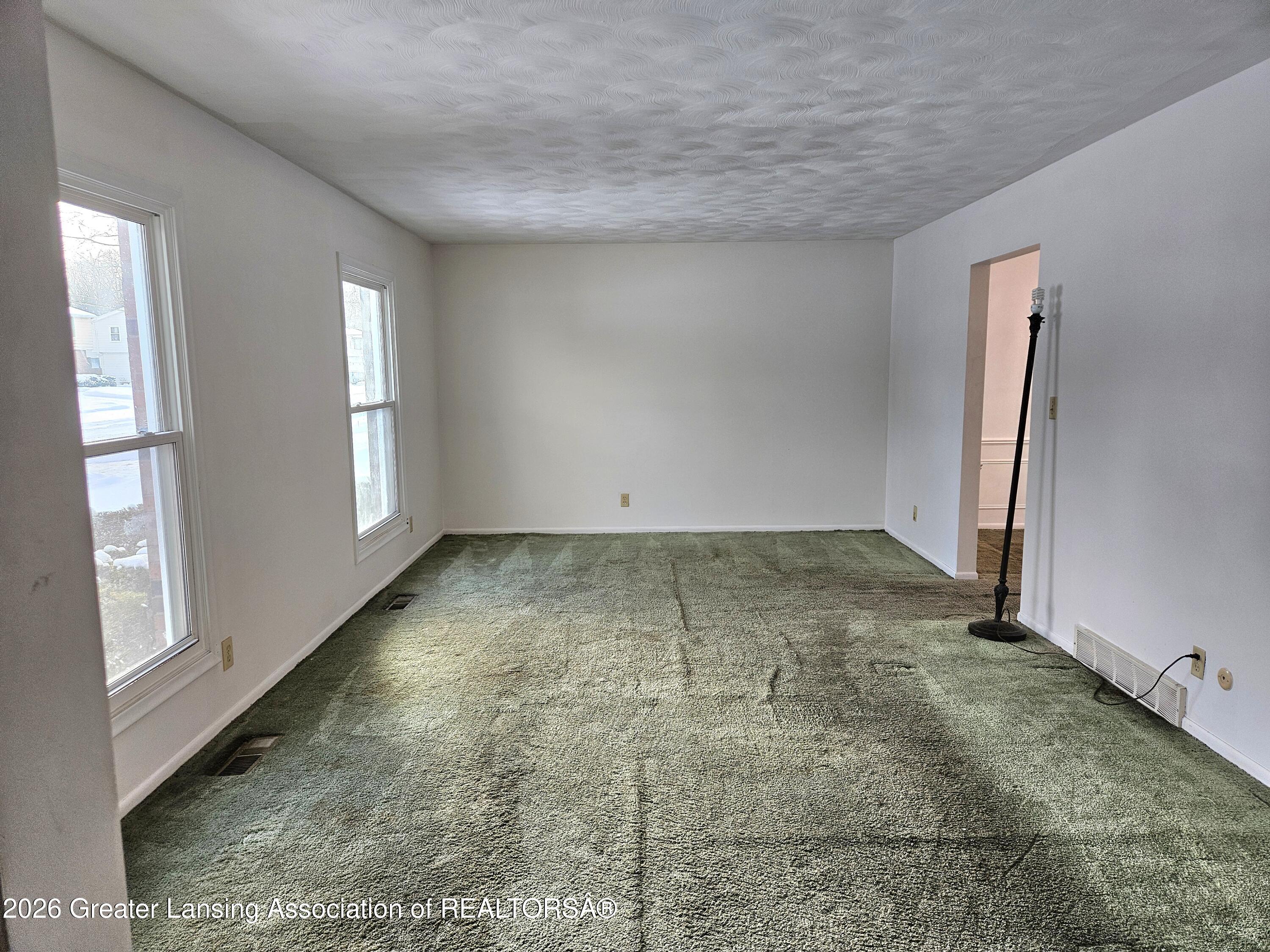 2800 Tecumseh River Road Lansing, MI 48906 - Photo 11 of 27 Living Room 2