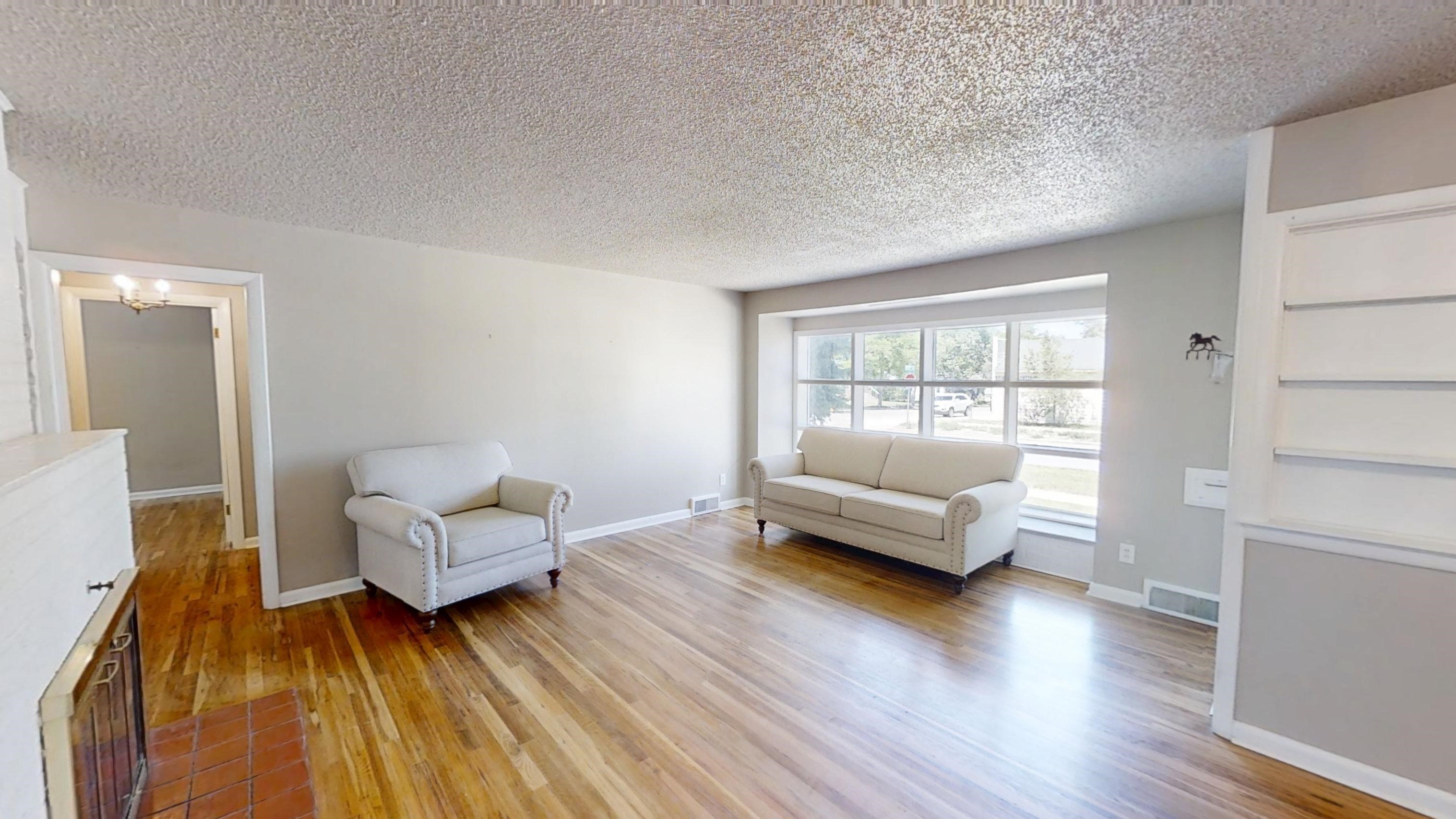 241 West 11th Street Casper, WY 82601 - Photo 4 of 34