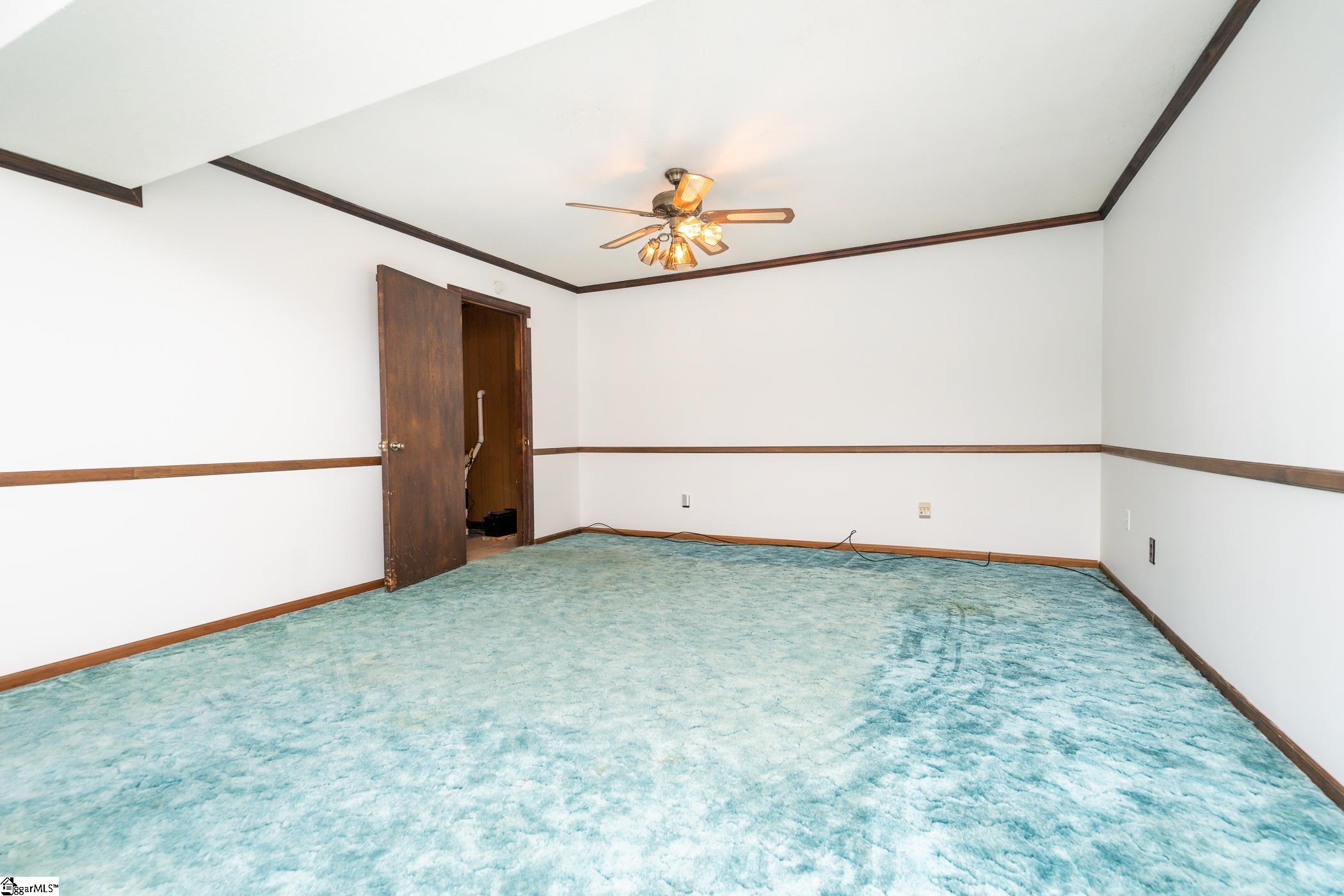 909 Standing Springs Road Greenville, SC 29605 - Photo 30 of 32 Gallery Image 30