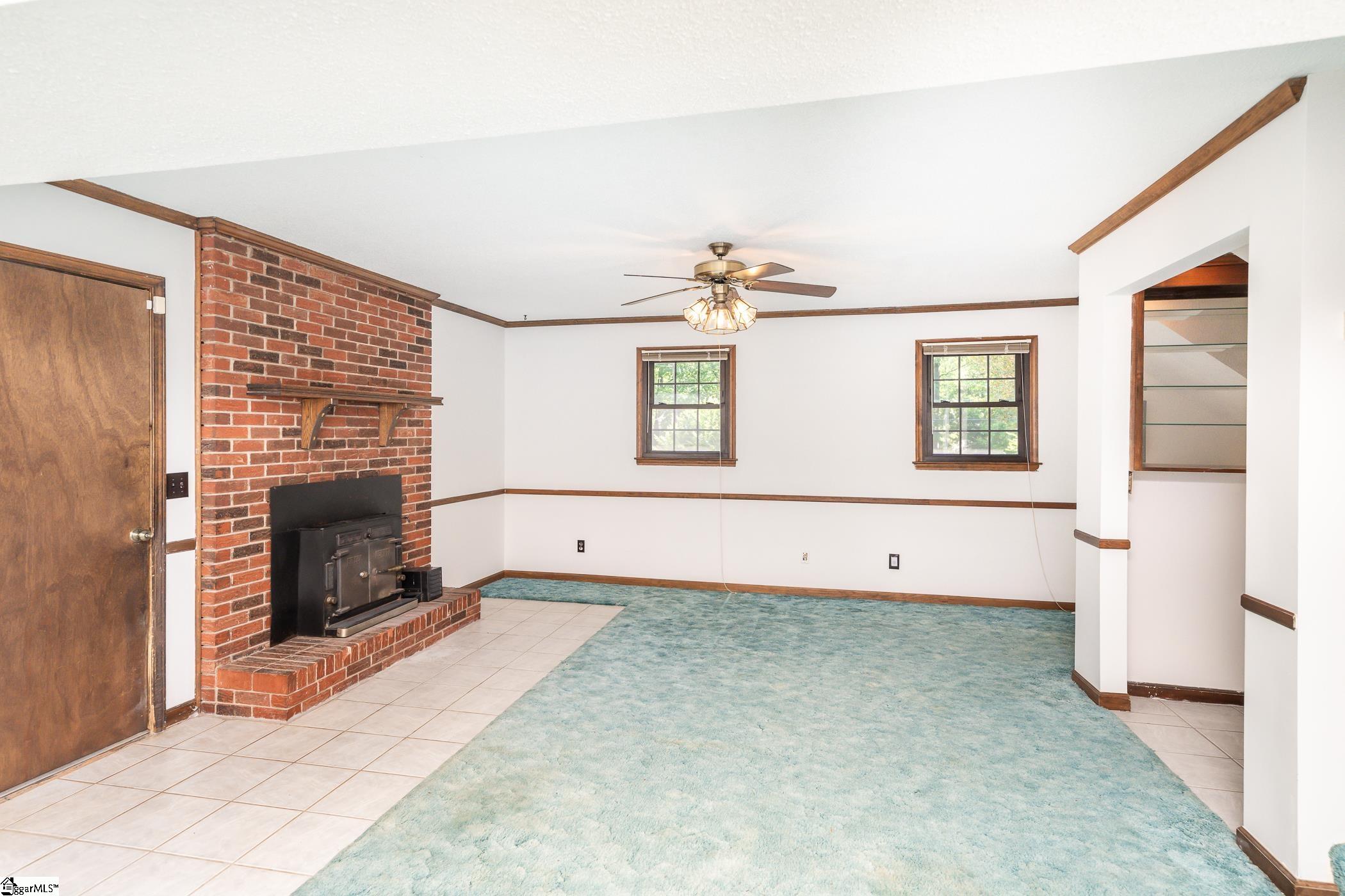 909 Standing Springs Road Greenville, SC 29605 - Photo 31 of 32 Gallery Image 31