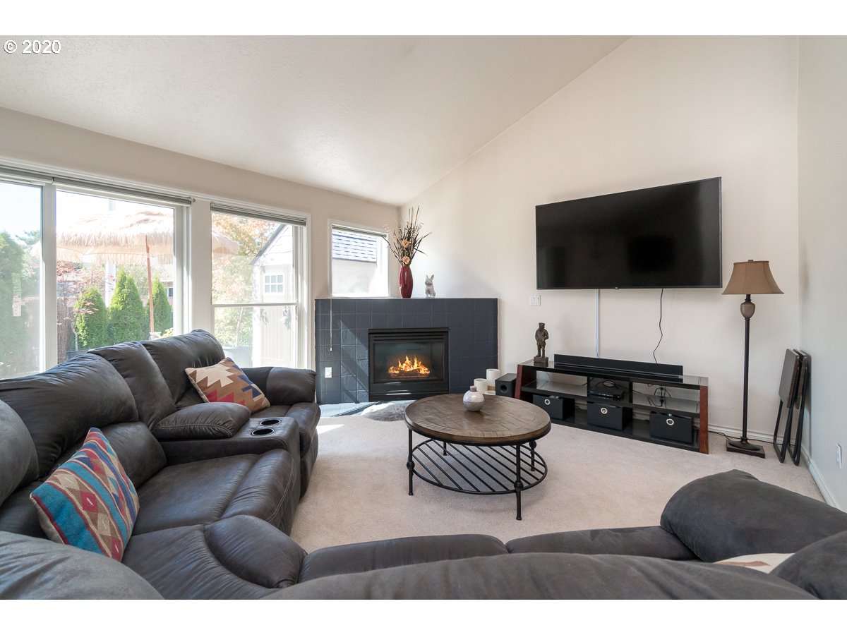 1213 Goose Creek Road Woodburn, OR 97071 - Photo 6 of 24 Gallery Image 6