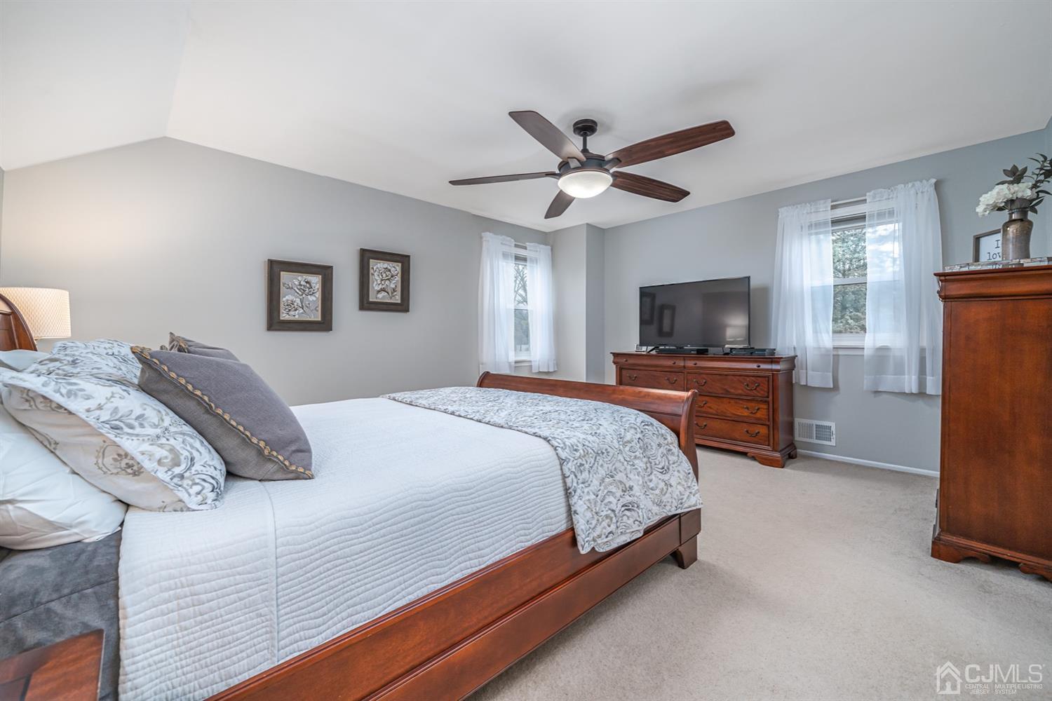 139 Wescott Road Hillsborough, NJ 08844 - Photo 15 of 21 Gallery Image 15