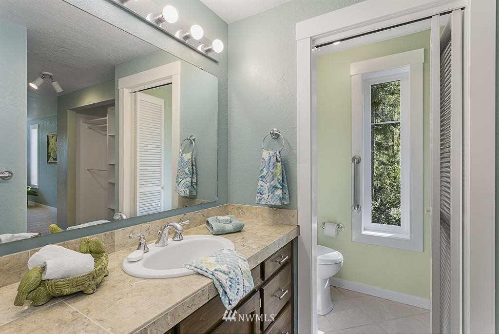 11240 Olympic View Road Northwest Silverdale, WA 98383 - Photo 13 of 25 Gallery Image 13