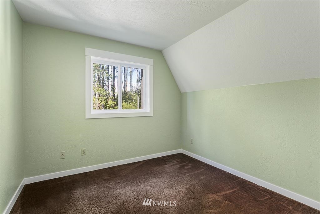 11240 Olympic View Road Northwest Silverdale, WA 98383 - Photo 18 of 25 Gallery Image 18