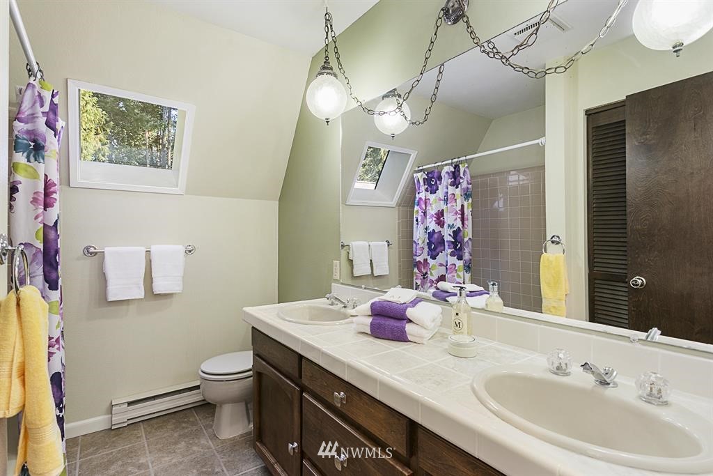 11240 Olympic View Road Northwest Silverdale, WA 98383 - Photo 20 of 25 Gallery Image 20