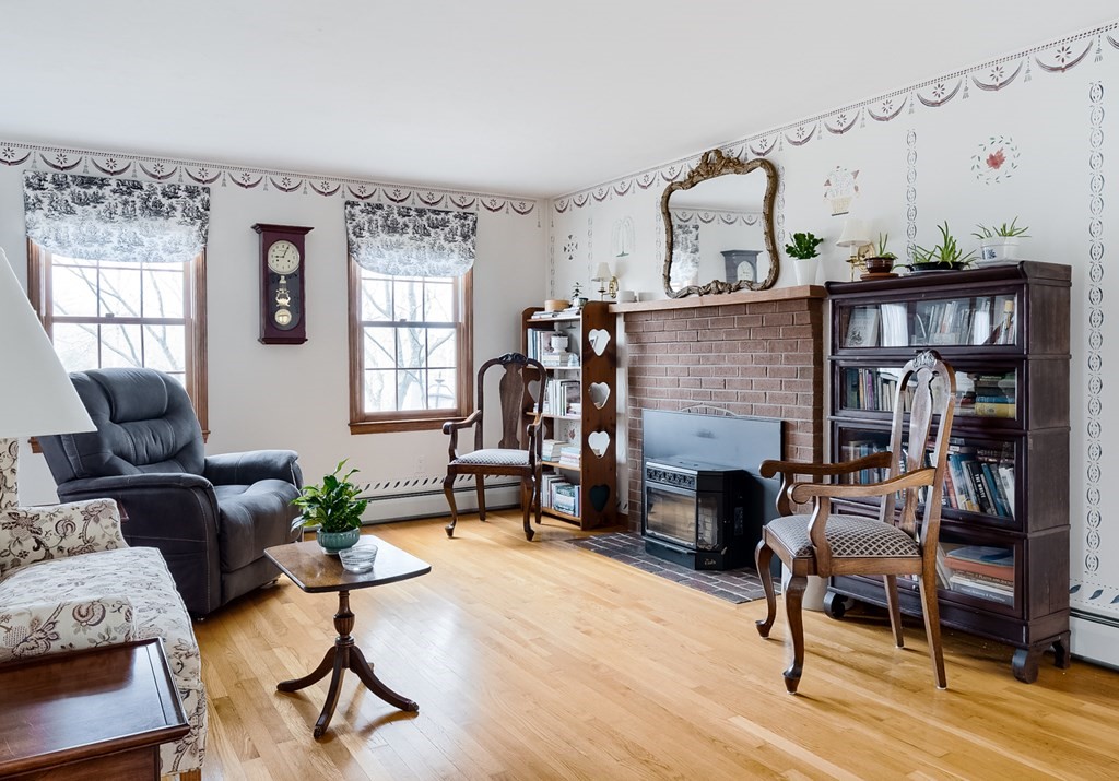 6 Britney Drive Rutland, MA 01543 - Photo 8 of 28 Gallery Image 8