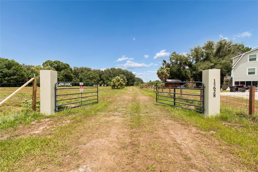 15628 Carlton Lake Road Wimauma, FL 33598 - Photo 4 of 80