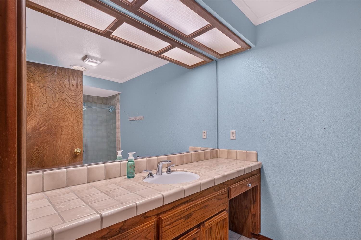 5312 Engle Road Carmichael, CA 95608 - Photo 33 of 60 Gallery Image 33