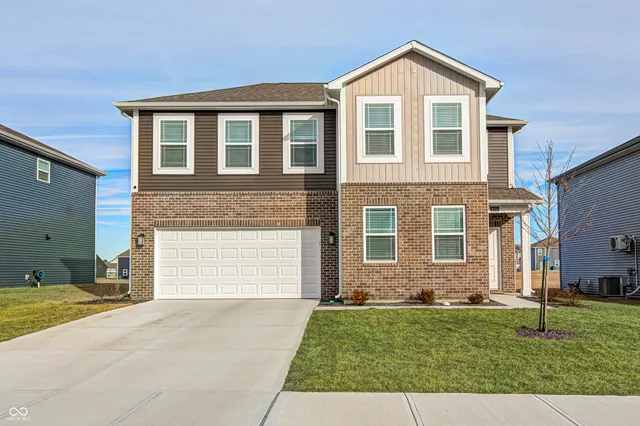 $385,000 | 2214 Warbler Street, Danville, IN 46122