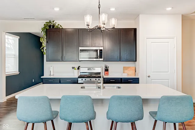 $385,000 | 2214 Warbler Street, Danville, IN 46122