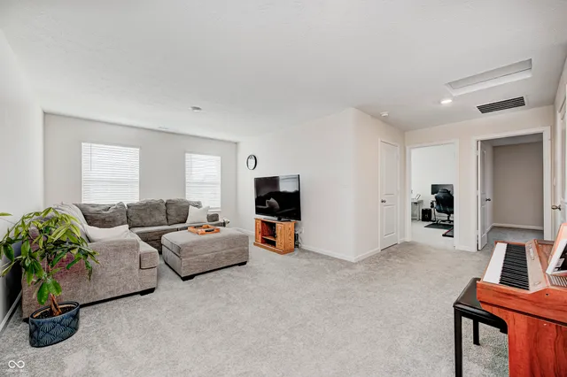 $385,000 | 2214 Warbler Street, Danville, IN 46122