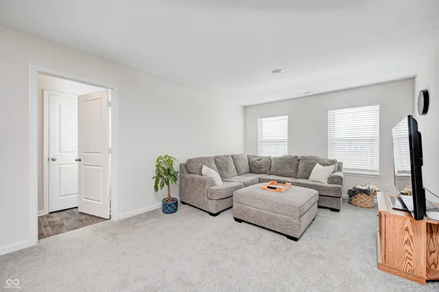 $385,000 | 2214 Warbler Street, Danville, IN 46122