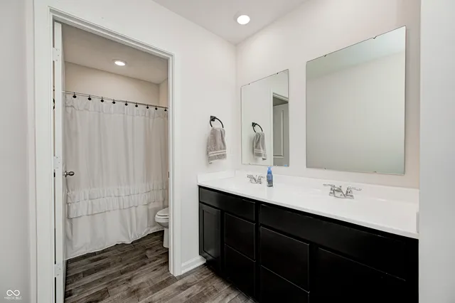 $385,000 | 2214 Warbler Street, Danville, IN 46122