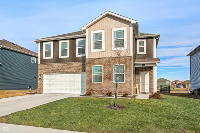 $385,000 | 2214 Warbler Street, Danville, IN 46122