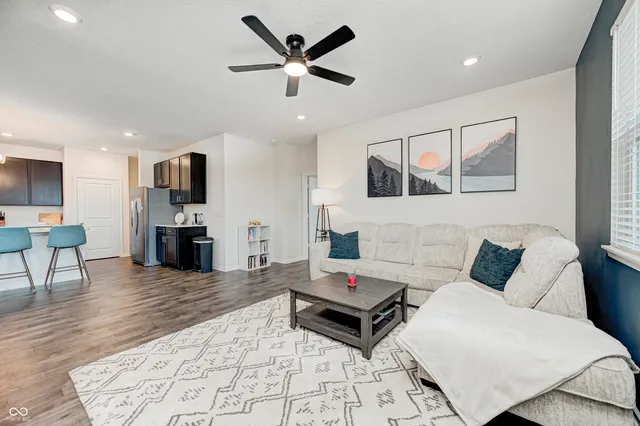 $385,000 | 2214 Warbler Street, Danville, IN 46122