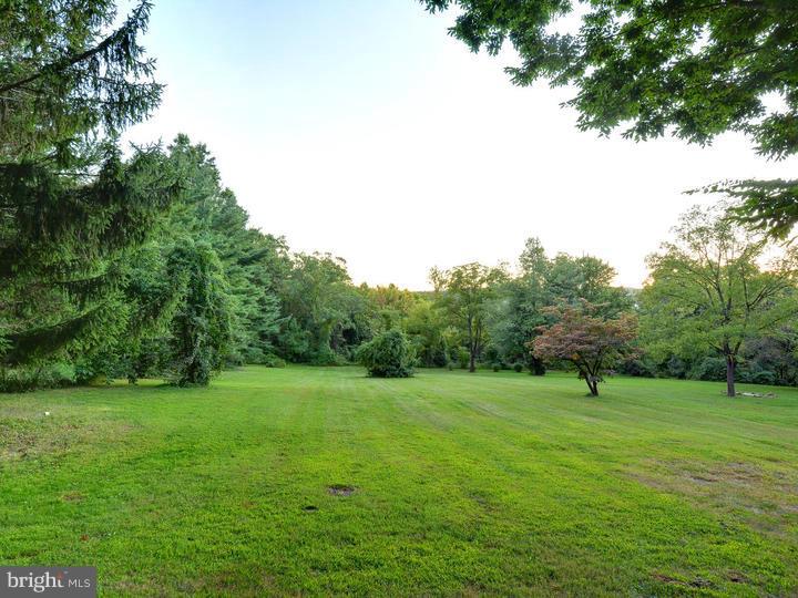 870 Temple Road Pottstown, PA 19465 - Photo 18 of 20 Back Yard