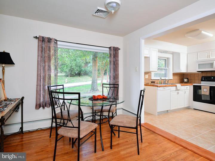 870 Temple Road Pottstown, PA 19465 - Photo 5 of 20 Dining Room
