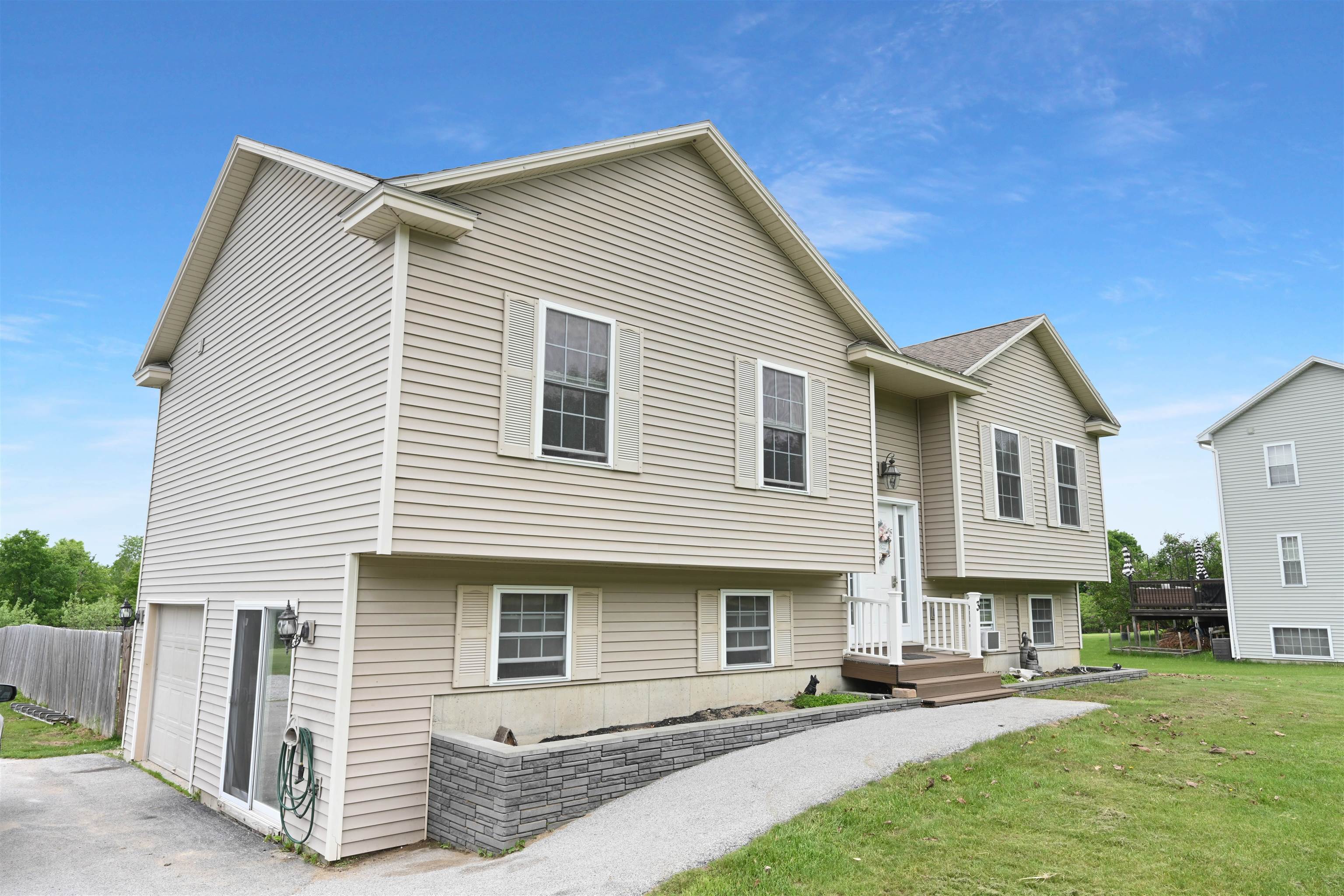 3 Dawns Way Swanton, VT 05488 - Photo 3 of 28
