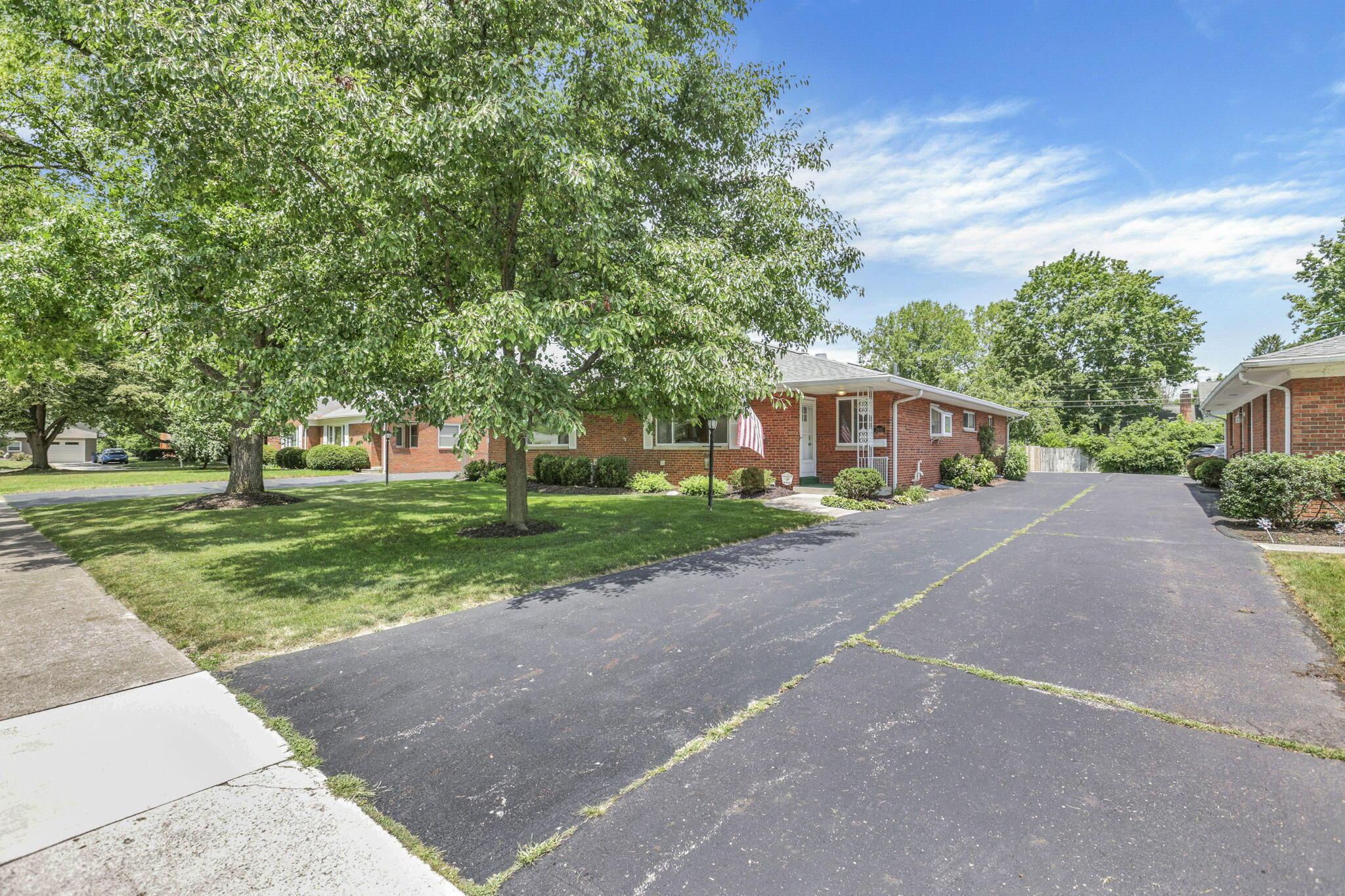 1830 Ardleigh Road Columbus, OH 43221 - Photo 2 of 68 2-web-or-mls-SMEP3613