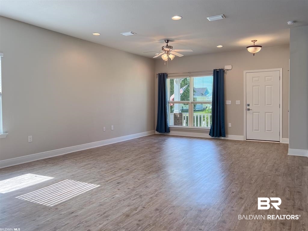 1226 Primrose Lane Foley, AL 36535 - Photo 11 of 32