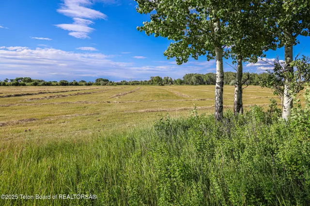 $5,280,000 | 3200 South 3200th, Rexburg, ID 83440