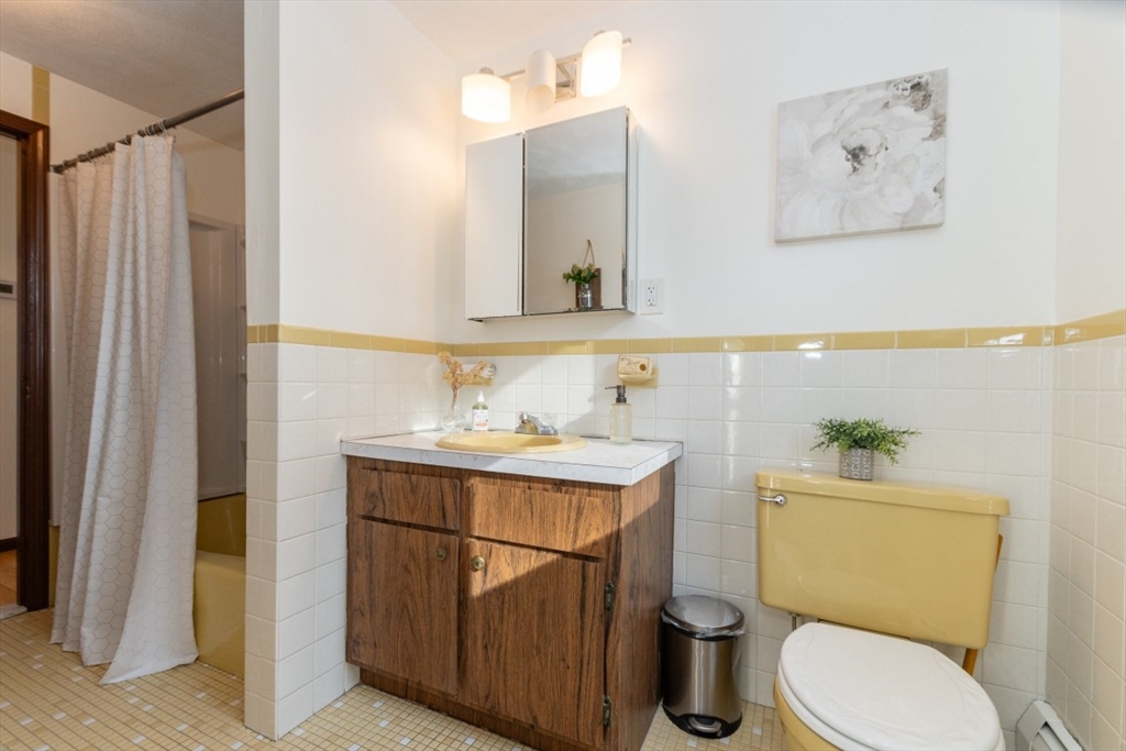 21 Meadowvale Road Burlington, MA 01803 - Photo 27 of 40 Gallery Image 27