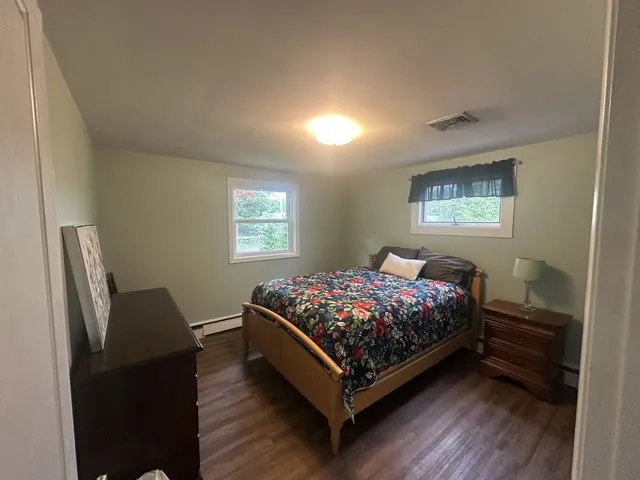 $2,700 | 144 South Pier Road, Narragansett, RI 02882