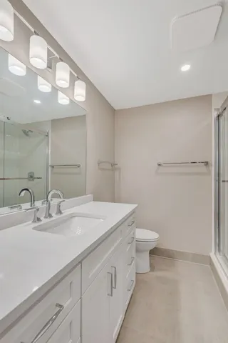 $369,000 | 4215 Harding Pike, Unit 403, Nashville, TN 37205