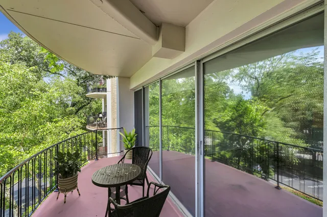 $369,000 | 4215 Harding Pike, Unit 403, Nashville, TN 37205