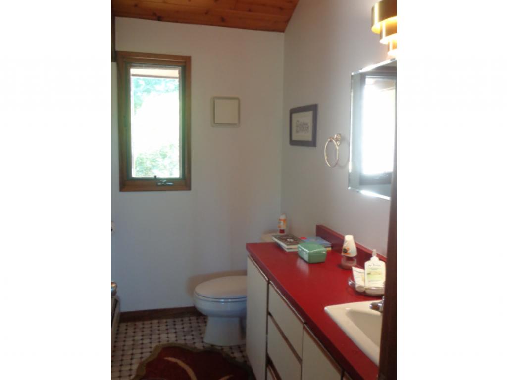219 Morrill Road Canterbury, NH 03224 - Photo 21 of 36