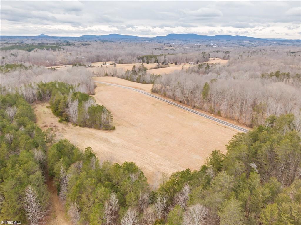 8664 Walnut Cove Road Walnut Cove, NC 27052 - Photo 9 of 12 Gallery Image 9