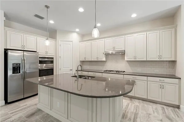 $850,000 | 21539 Oaks Of Estero Circle, Estero, FL 33928