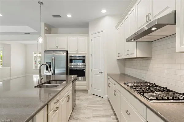 $850,000 | 21539 Oaks Of Estero Circle, Estero, FL 33928