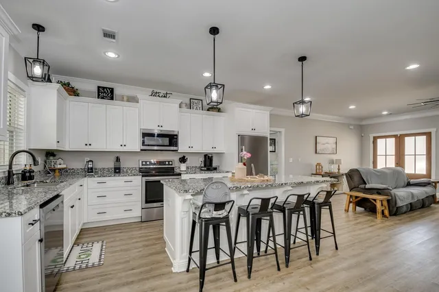 $775,000 | 885 Horse Creek Road, Beech Island, SC 29842