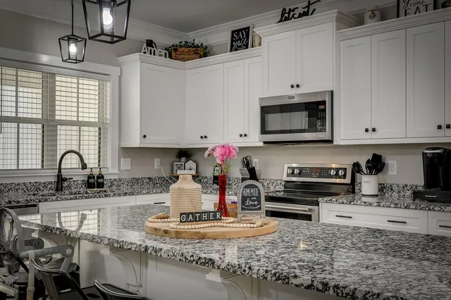 $775,000 | 885 Horse Creek Road, Beech Island, SC 29842