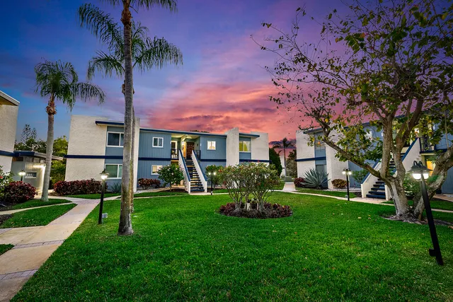 $1,675 | 1561 Northeast 12th Terrace, Unit C14, Jensen Beach, FL 34957