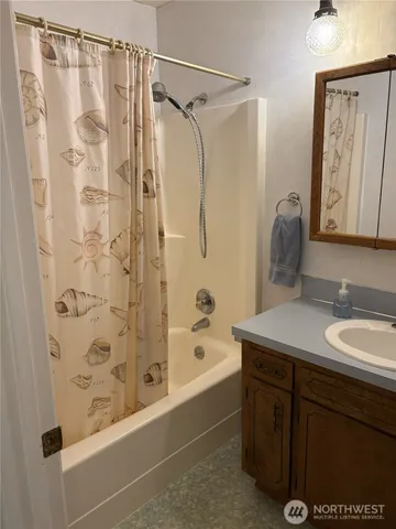 $614,000 | 2001 Skyline Way, Unit 103, Anacortes, WA 98221