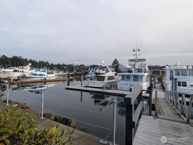 $614,000 | 2001 Skyline Way, Unit 103, Anacortes, WA 98221