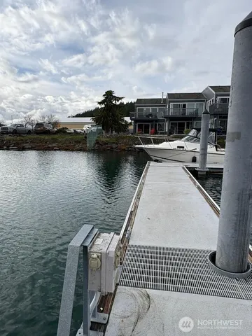 $614,000 | 2001 Skyline Way, Unit 103, Anacortes, WA 98221