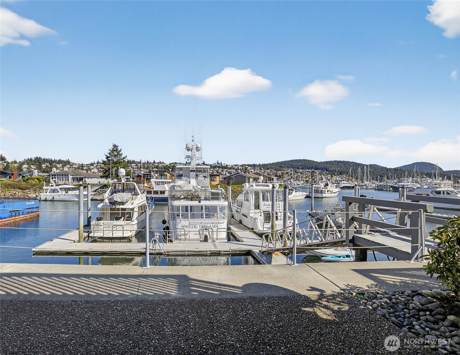 2001 Skyline Way, Unit 103 Anacortes, WA 98221 - Photo 27 of 39