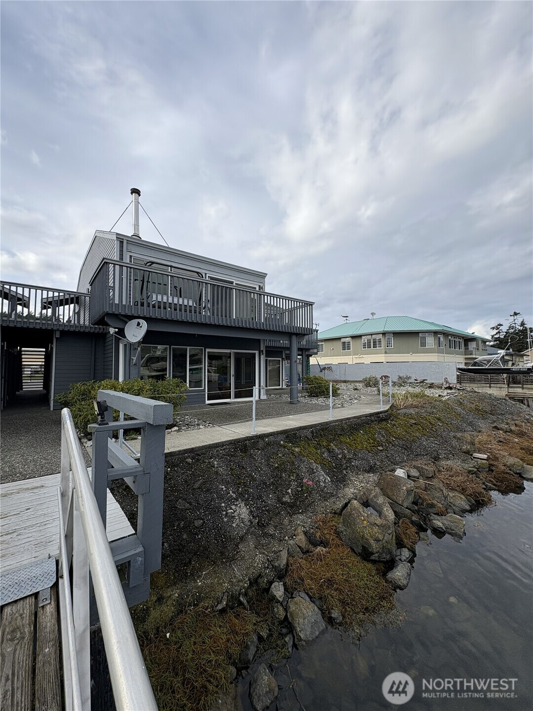 2001 Skyline Way, Unit 103 Anacortes, WA 98221 - Photo 4 of 29