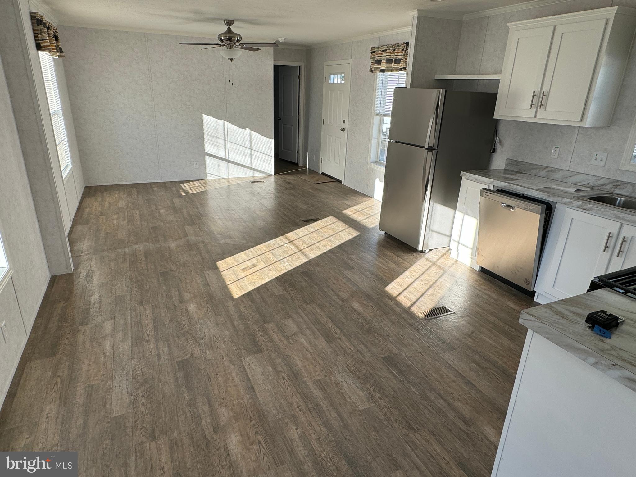 126 Jubilee Road Peach Bottom, PA 17563 - Photo 7 of 30 Kitchen to LR