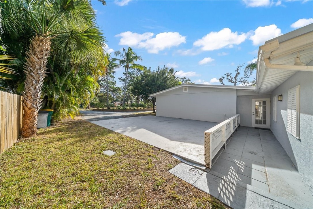 9670 Mockingbird Lane Sebastian, FL 32976 - Photo 26 of 36 a view of outdoor space yard and patio