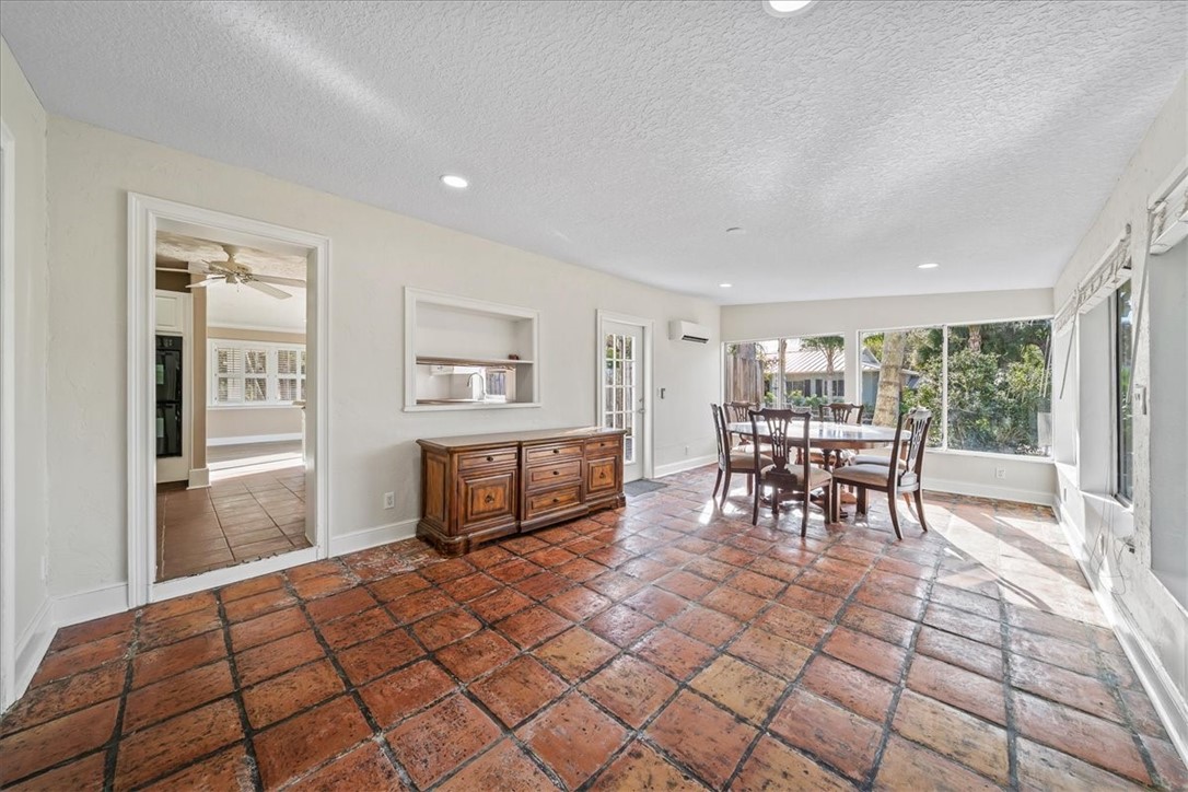 9670 Mockingbird Lane Sebastian, FL 32976 - Photo 8 of 36