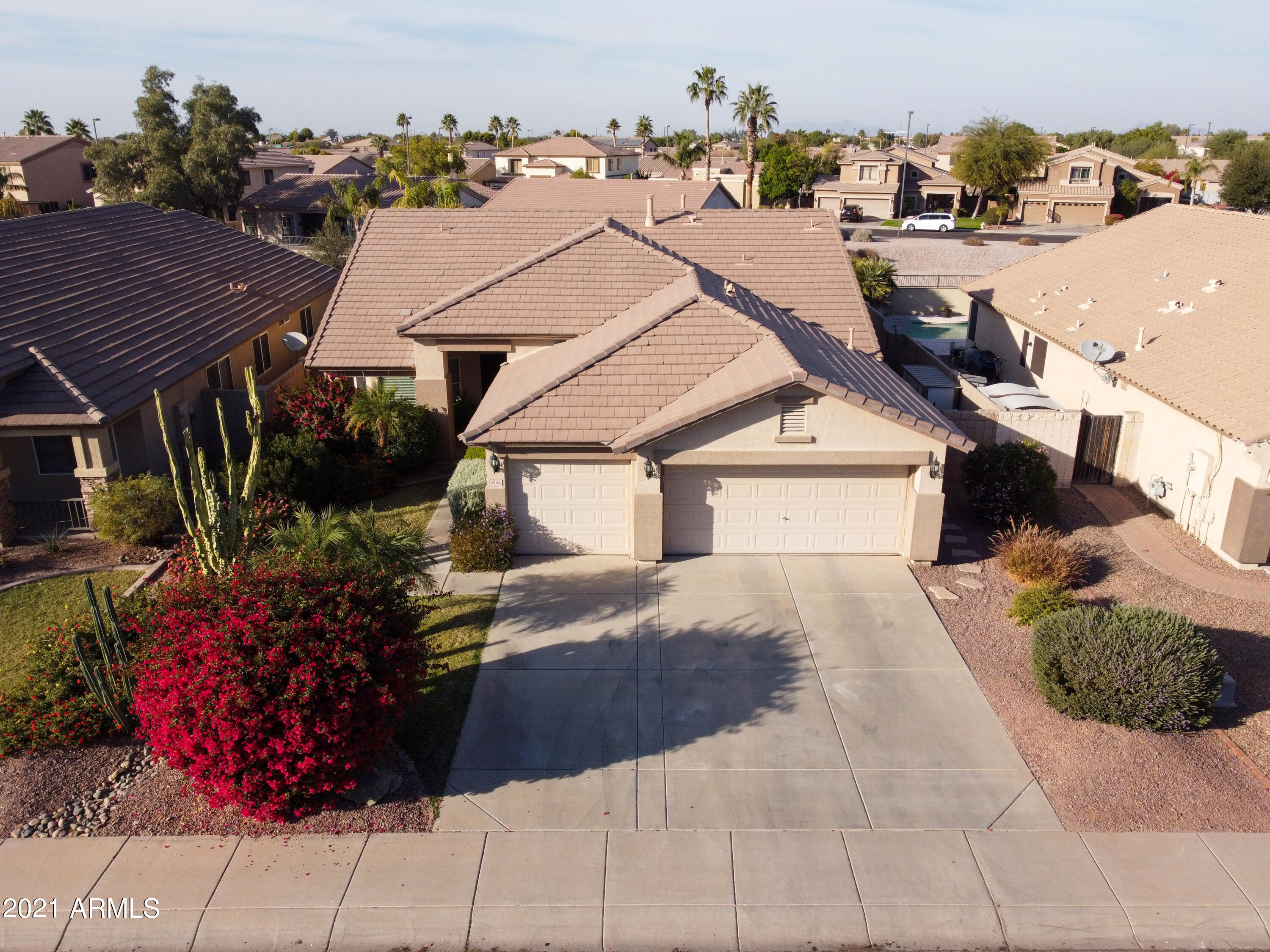 3764 South Shiloh Way Gilbert, AZ 85297 - Photo 3 of 42 03 Front