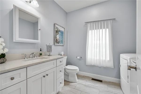 $725,000 | 314 Chases Lane, Unit C, Middletown, RI 02842