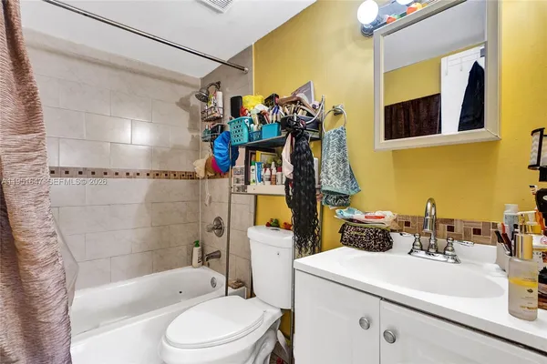 $298,000 | 8145 Northwest 7th Street, Unit 315, Miami, FL 33126