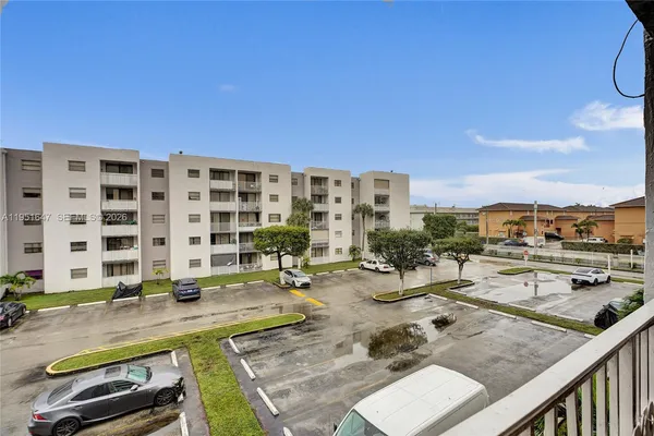 $298,000 | 8145 Northwest 7th Street, Unit 315, Miami, FL 33126