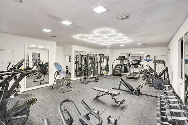 $298,000 | 8145 Northwest 7th Street, Unit 315, Miami, FL 33126