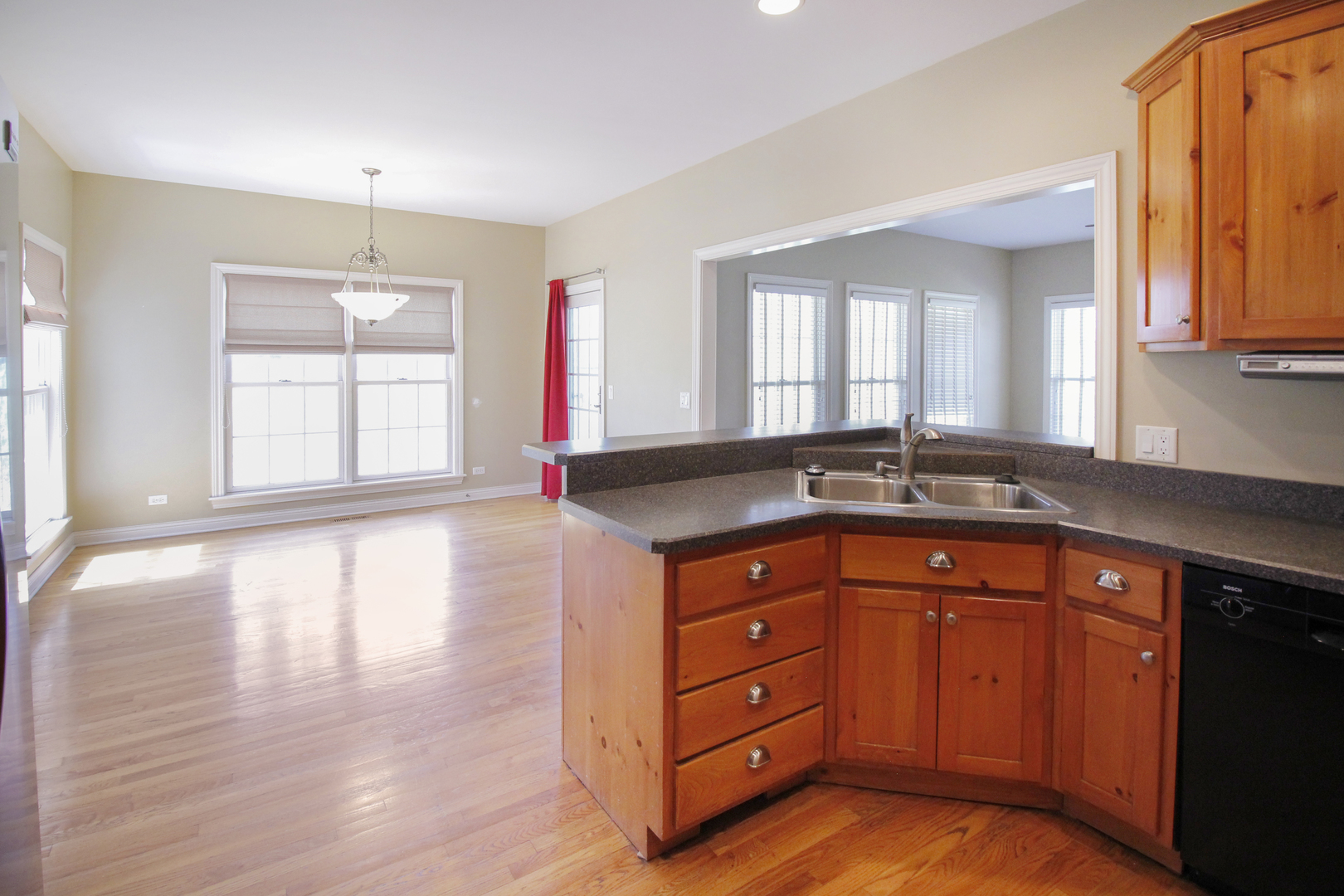 154 West Tam O Shanter Drive Crete, IL 60417 - Photo 12 of 33